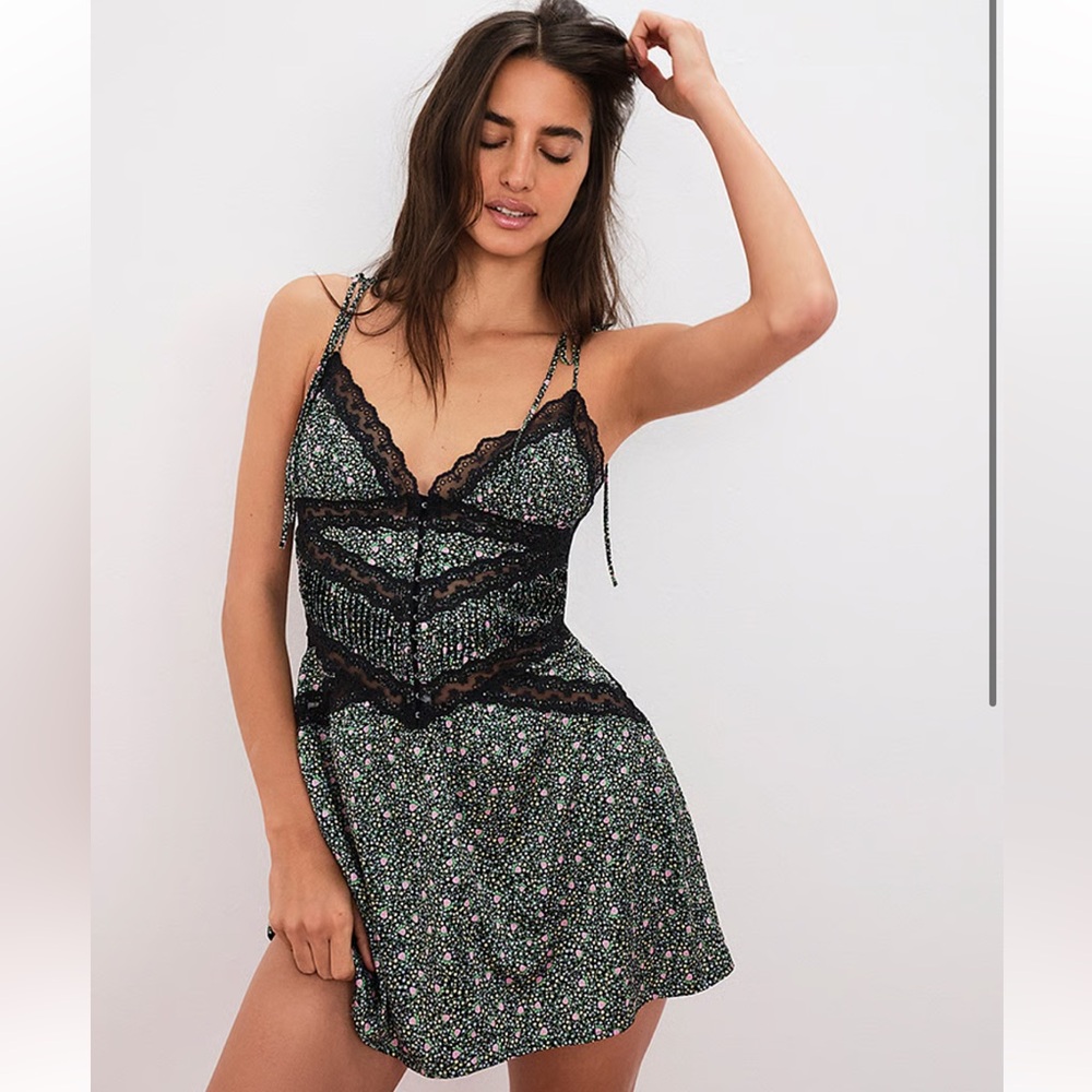 For love and lemons Farrah slip dress